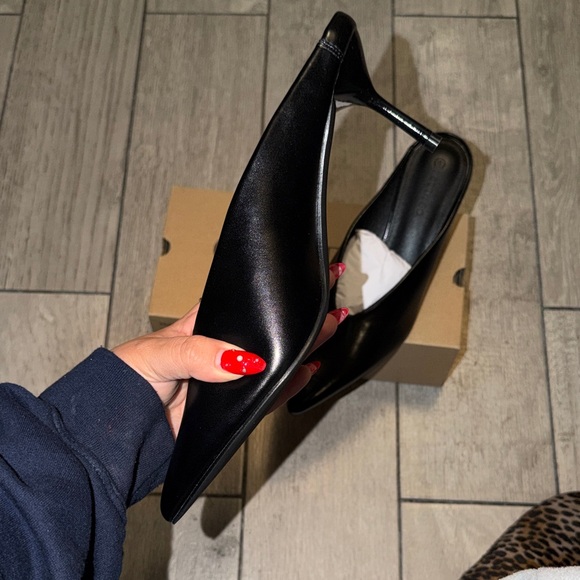 Black Women's Mules with kitten heel - Picture 7 of 7